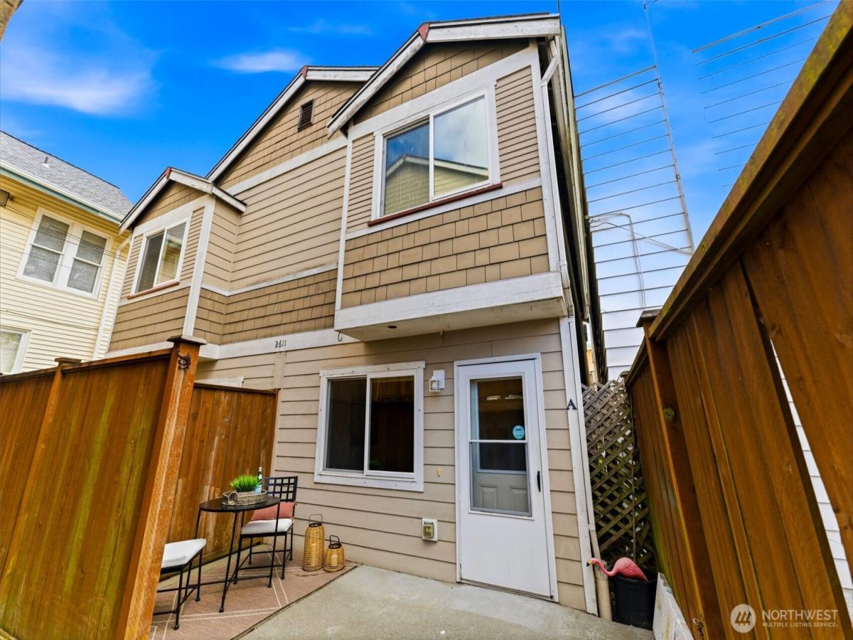 MLS #NWM2537693 image #0