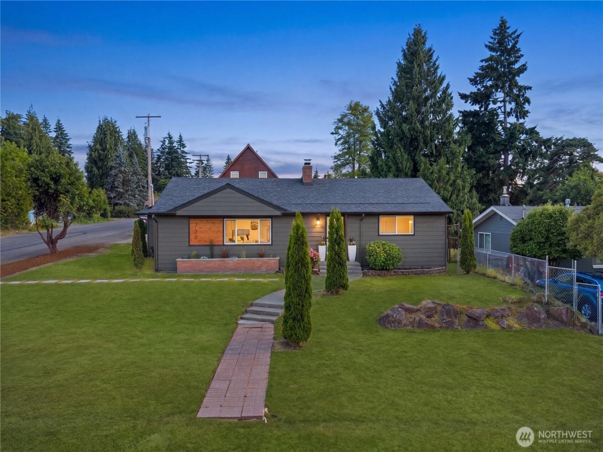 MLS #NWM2537881 image #0