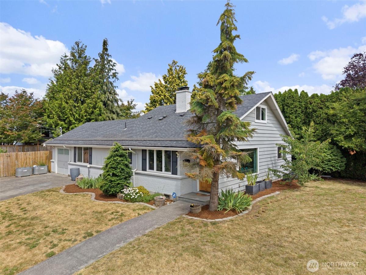 MLS #NWM2538076 image #0