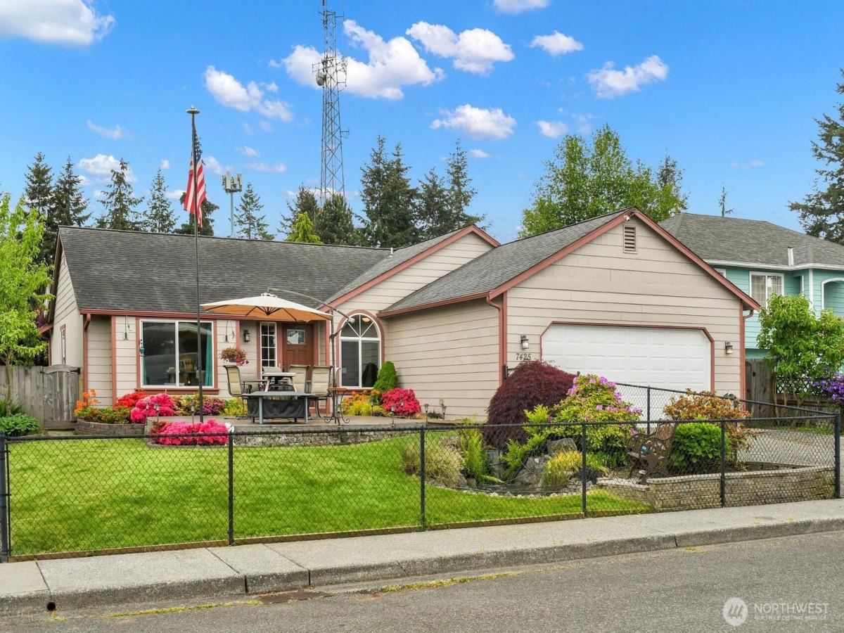 MLS #NWM2538247 image #0