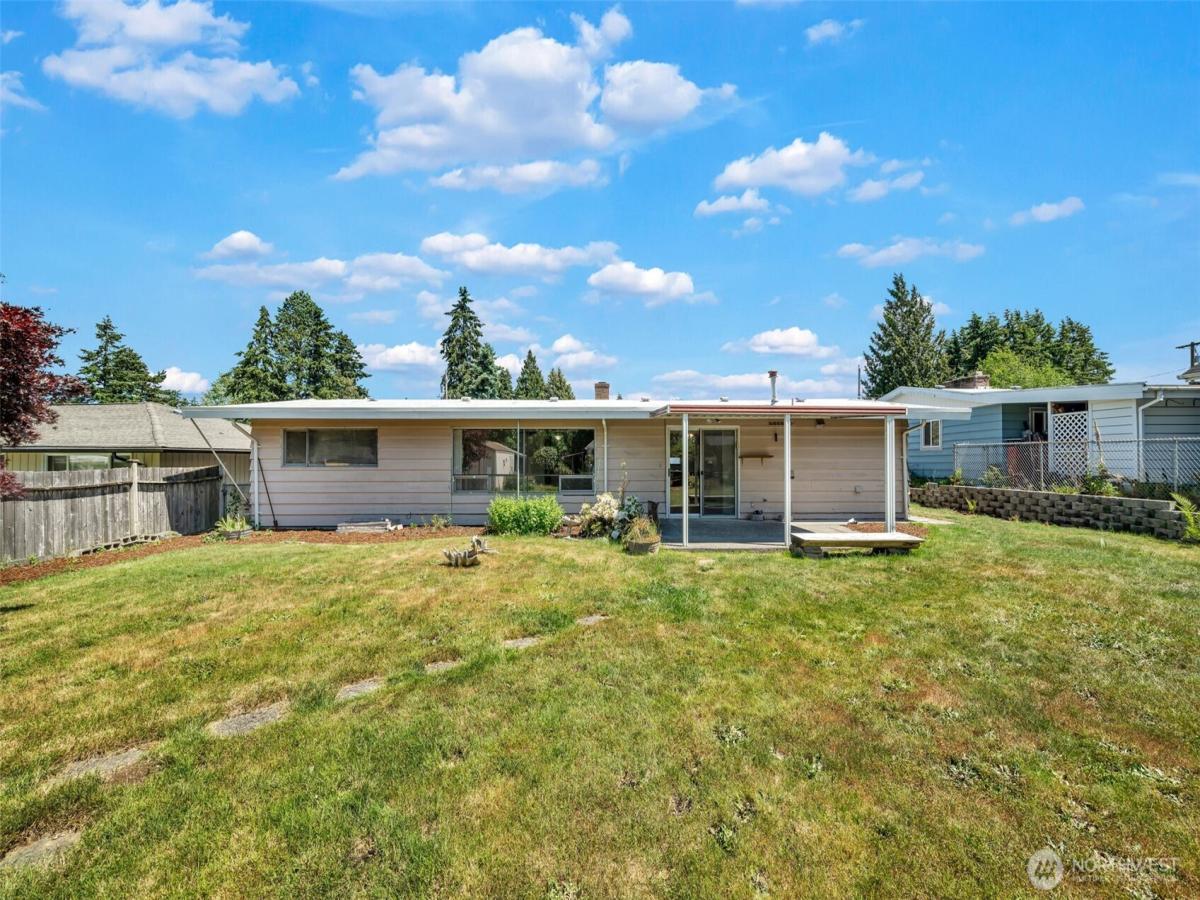MLS #NWM2539056 image #0
