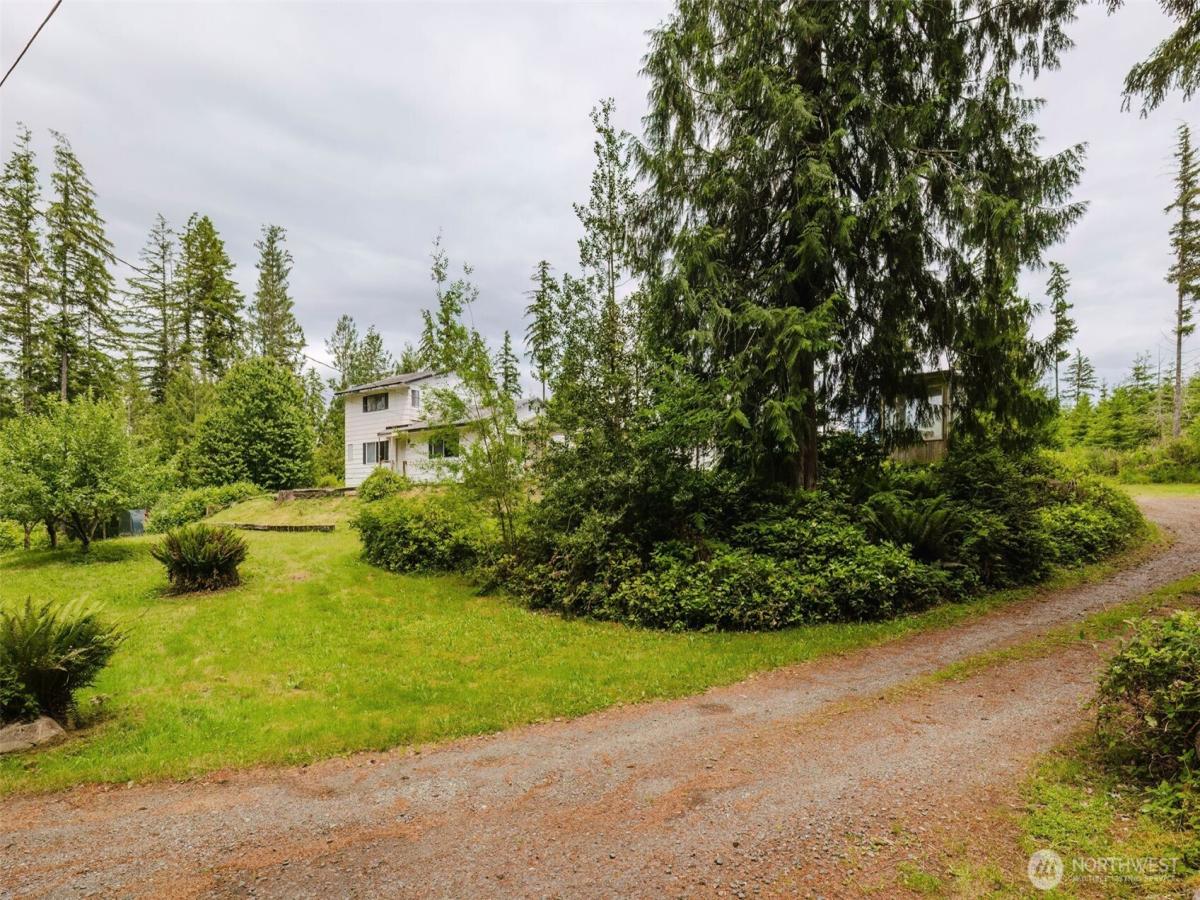 MLS #NWM2539216 image #0