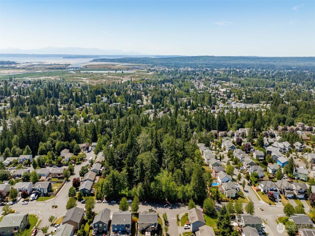 MLS #NWM2539406 image #0
