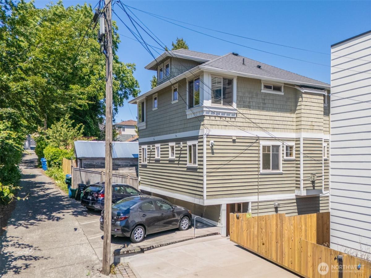 MLS #NWM2539579 image #0
