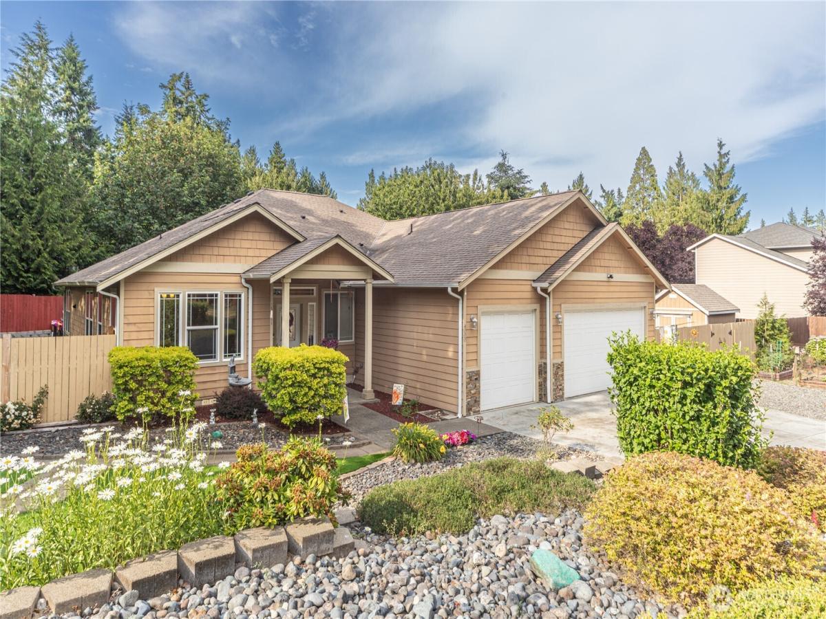 MLS #NWM2539663 image #0