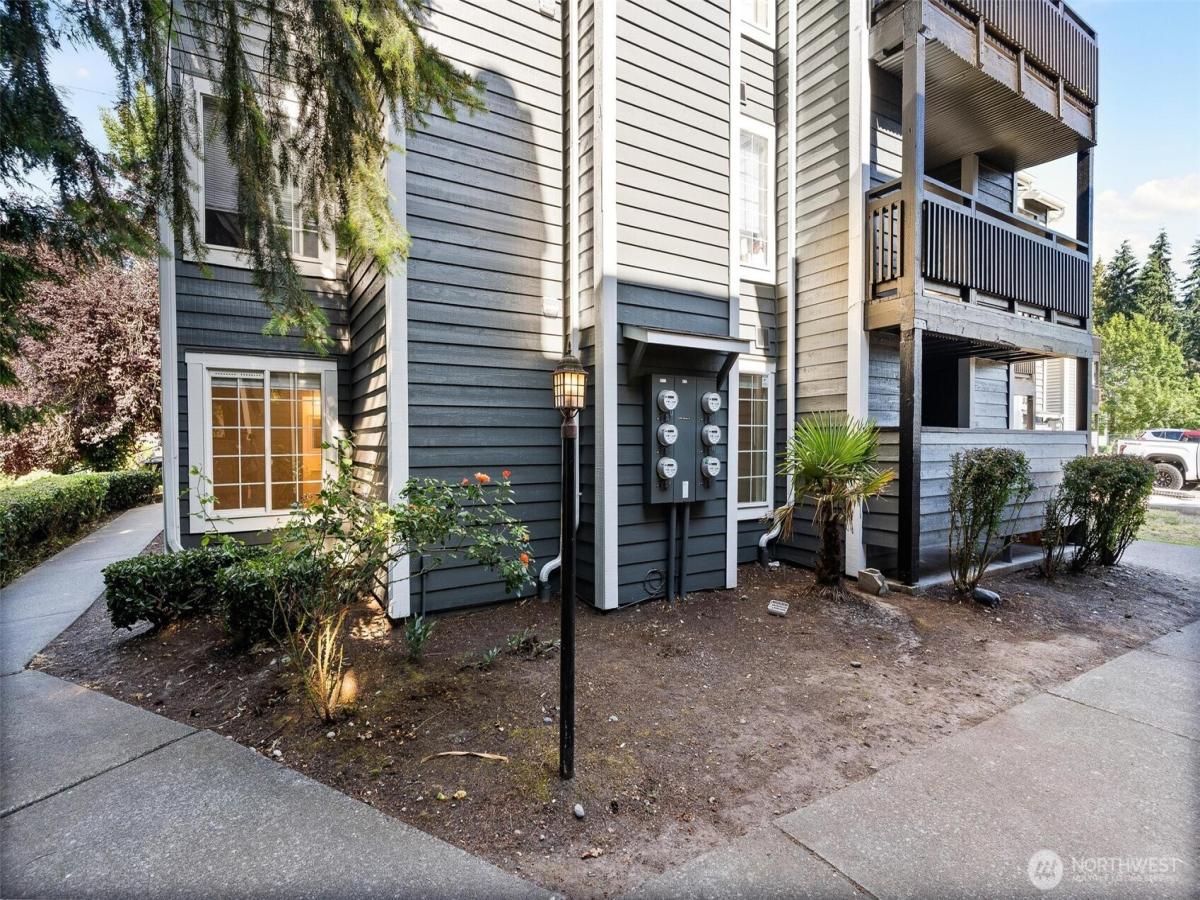 MLS #NWM2539973 image #0