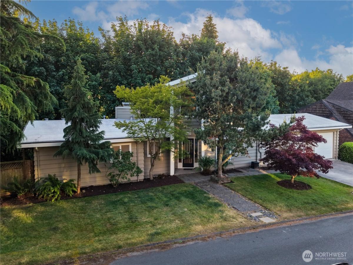 MLS #NWM2540853 image #0