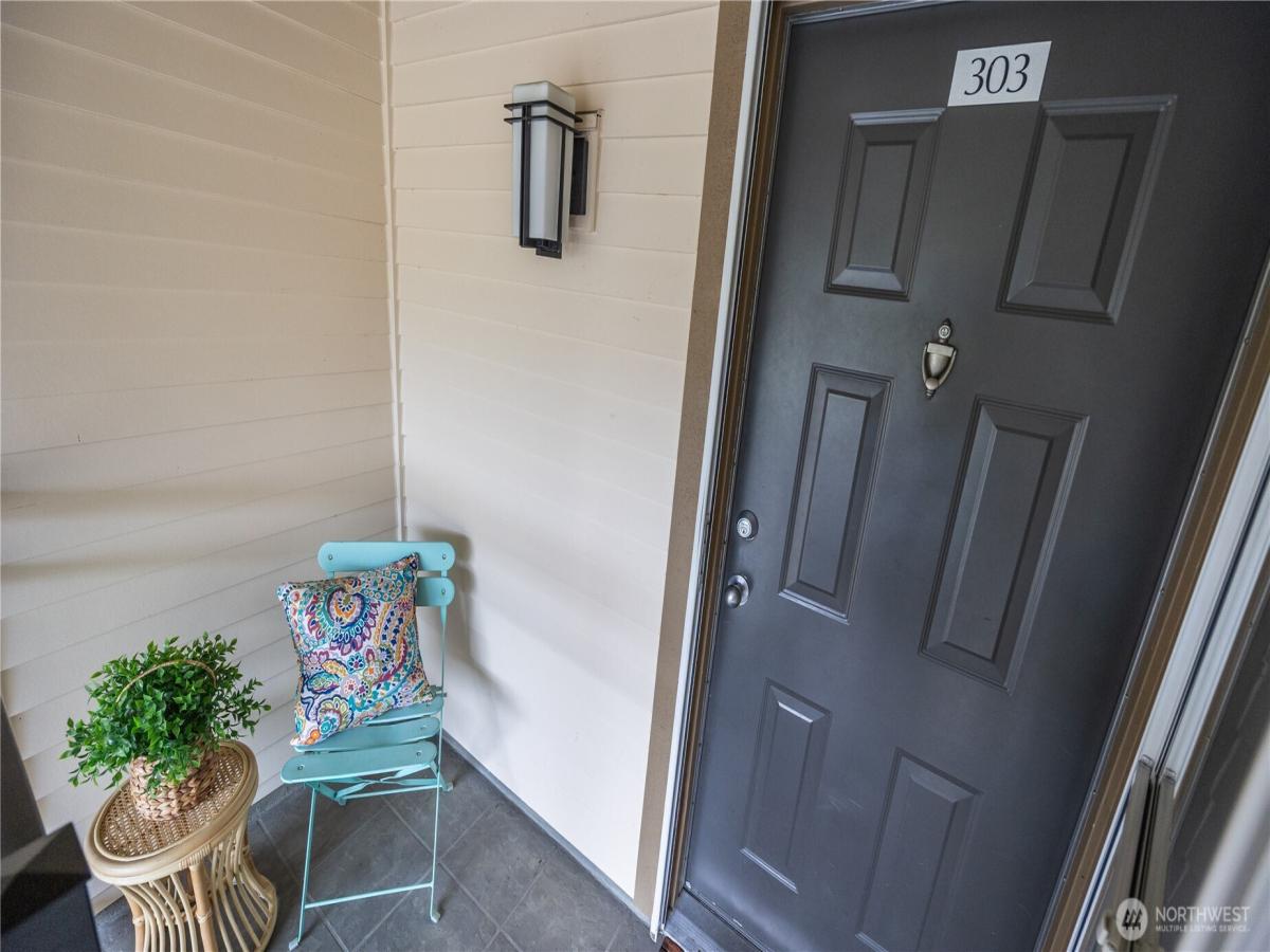 MLS #NWM2541785 image #0