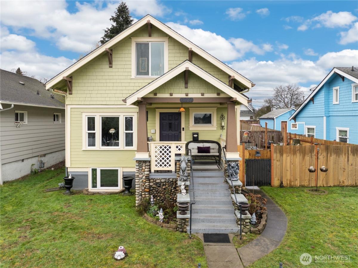 MLS #NWM2542120 image #0