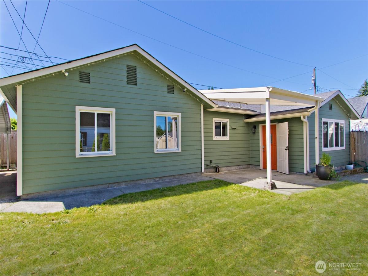 MLS #NWM2542129 image #0