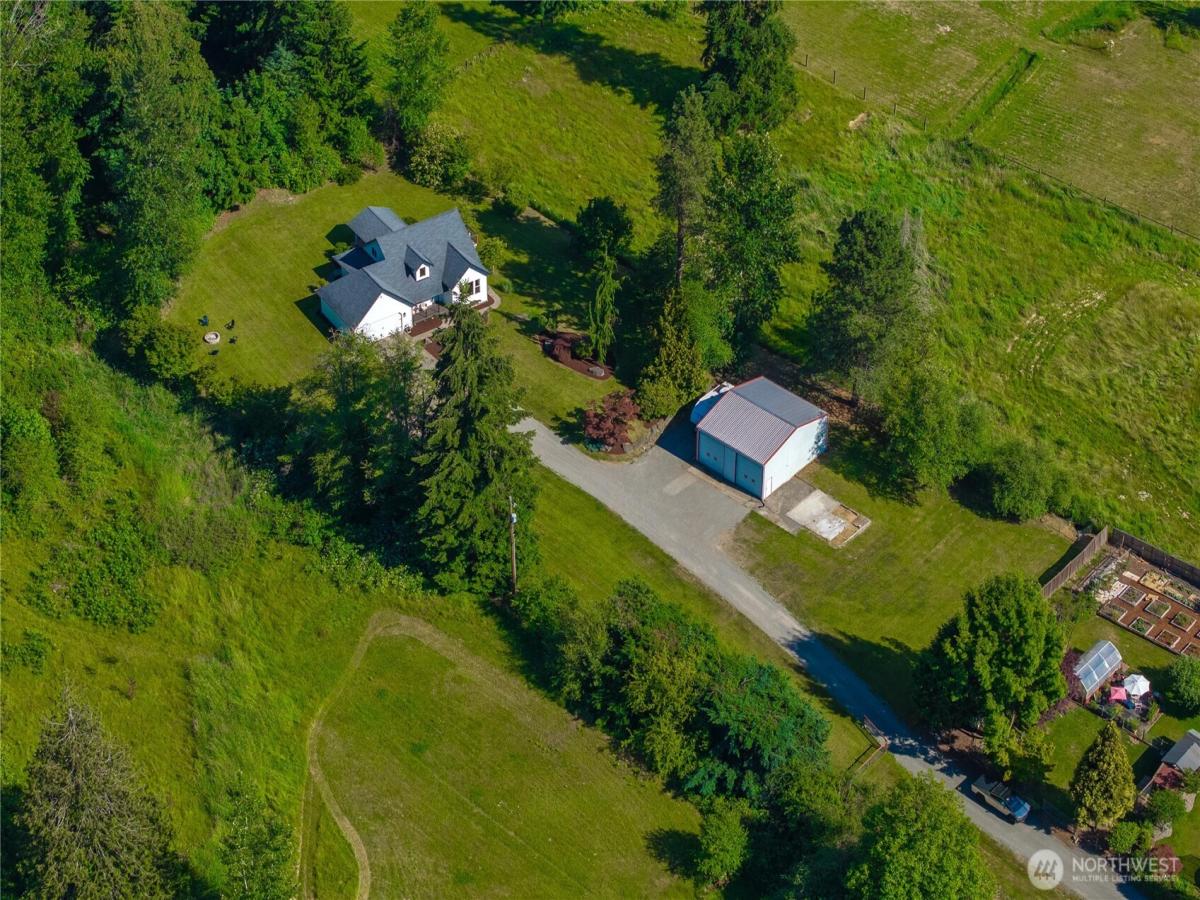 MLS #NWM2542211 image #0