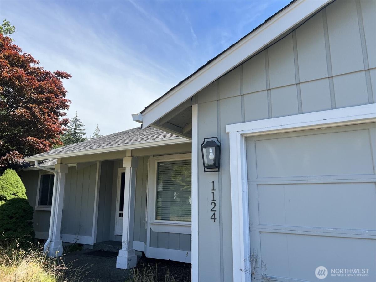 MLS #NWM2542531 image #0