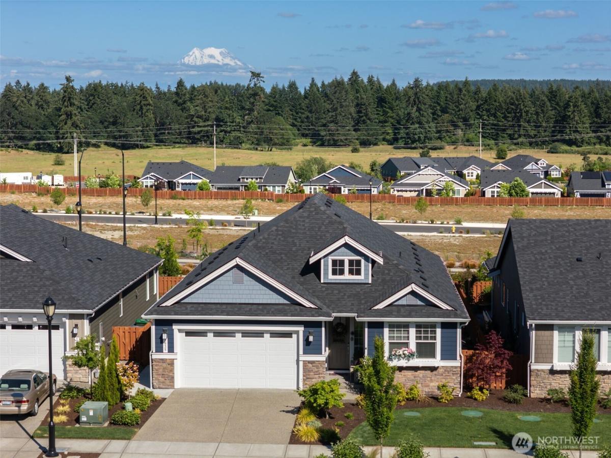 MLS #NWM2542565 image #0