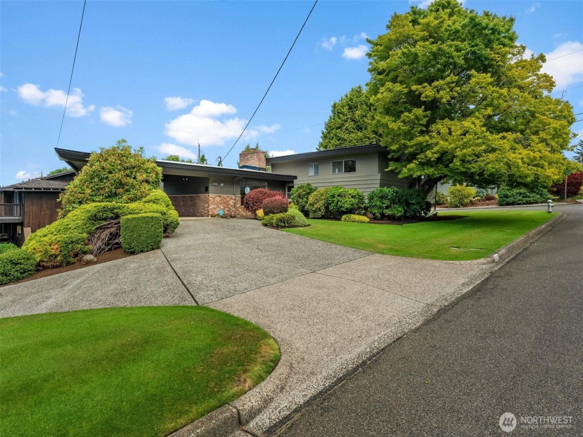 MLS #NWM2542595 image #0