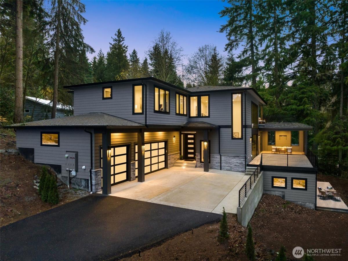 MLS #NWM2542654 image #0