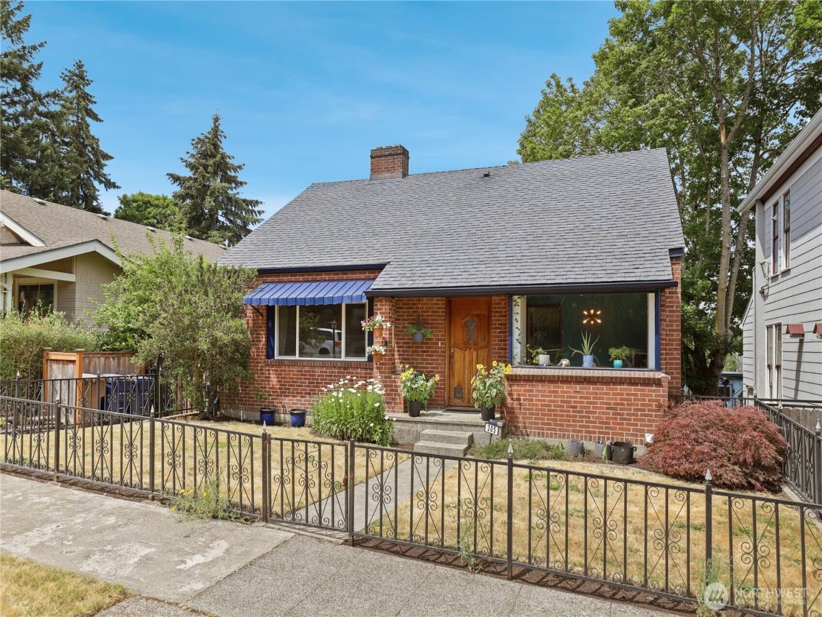 MLS #NWM2543226 image #0