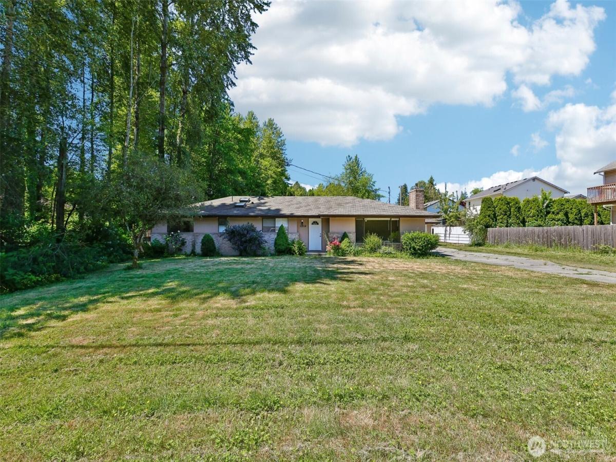 MLS #NWM2543349 image #0