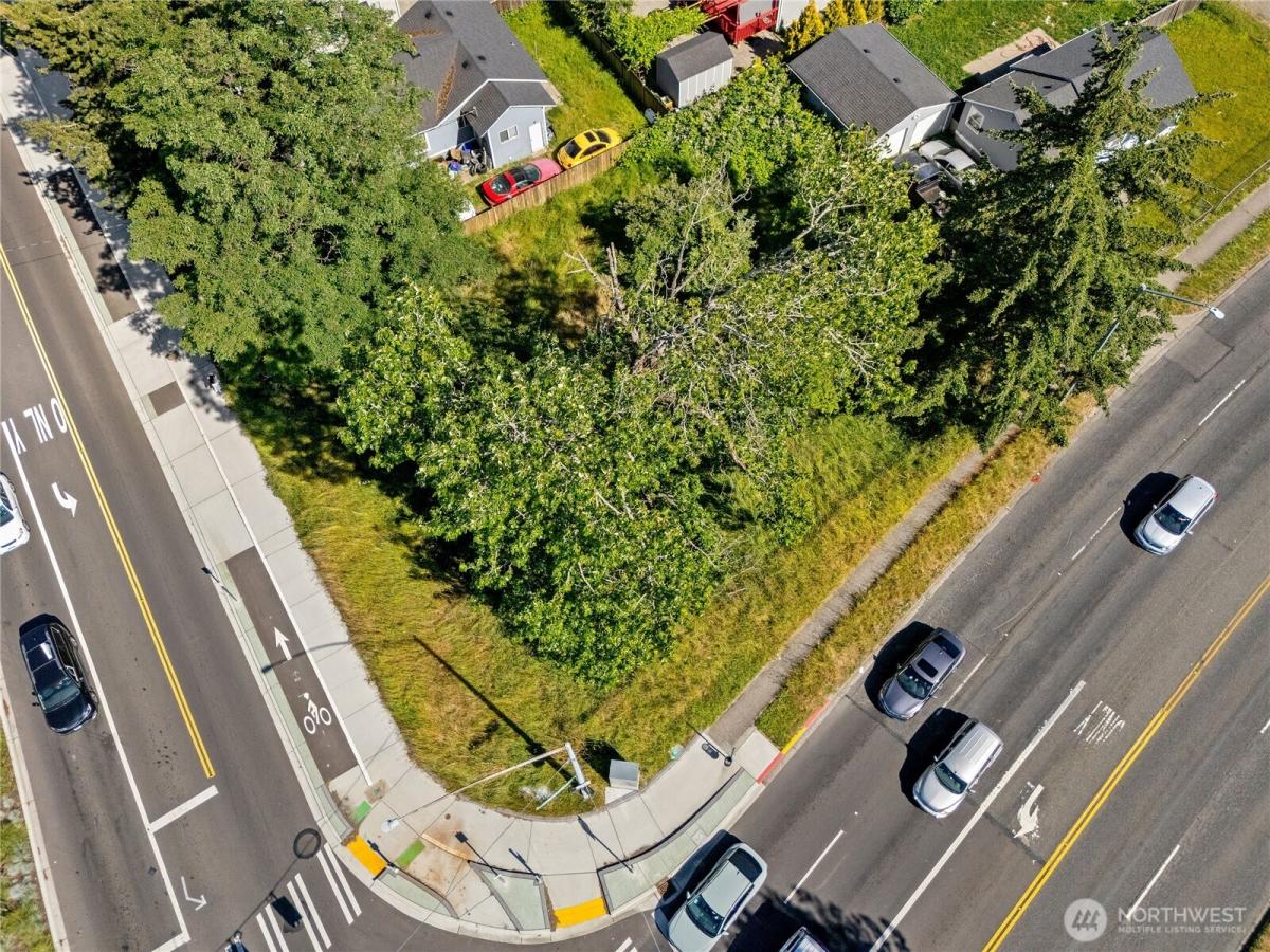 MLS #NWM2544121 image #0