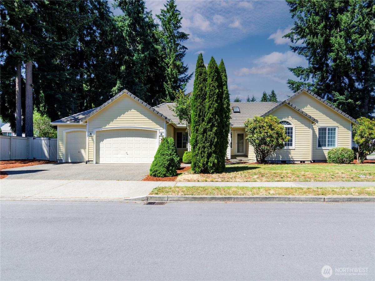 MLS #NWM2544247 image #0