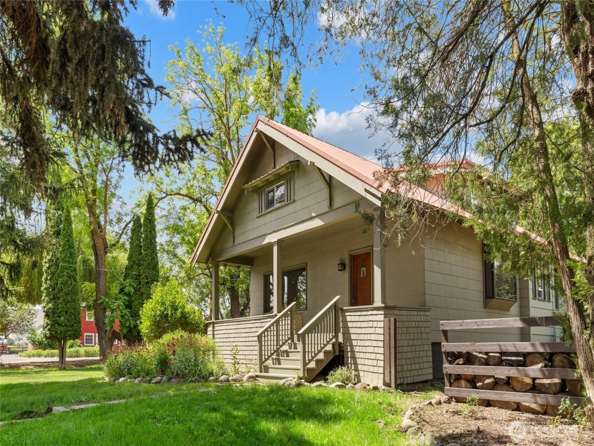 MLS #NWM2544256 image #0
