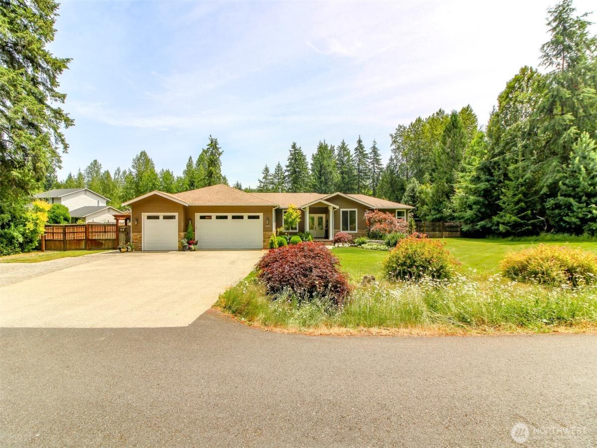 MLS #NWM2544423 image #0