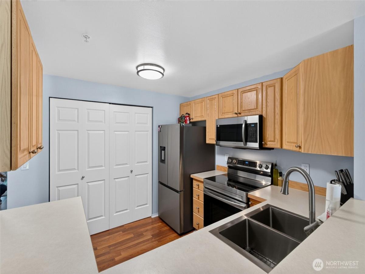 MLS #NWM2544729 image #0