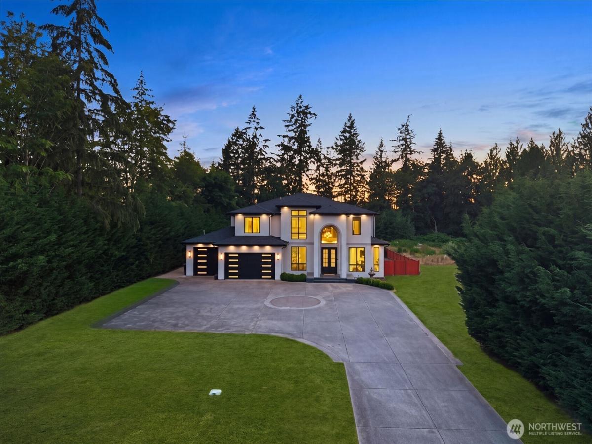MLS #NWM2545074 image #0