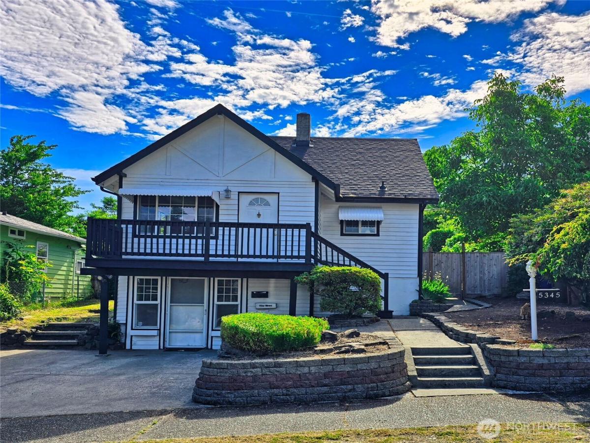 MLS #NWM2545457 image #0
