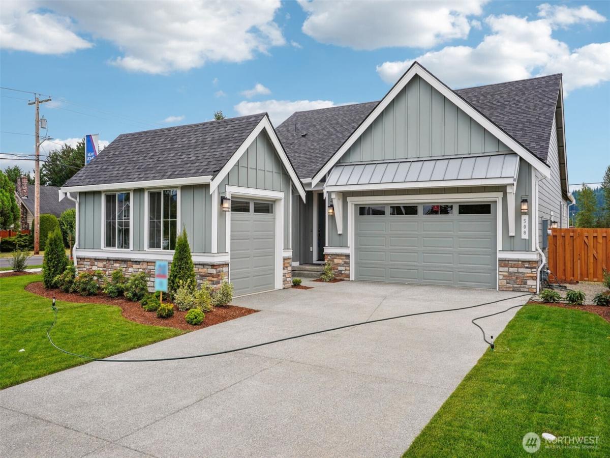 MLS #NWM2545515 image #0