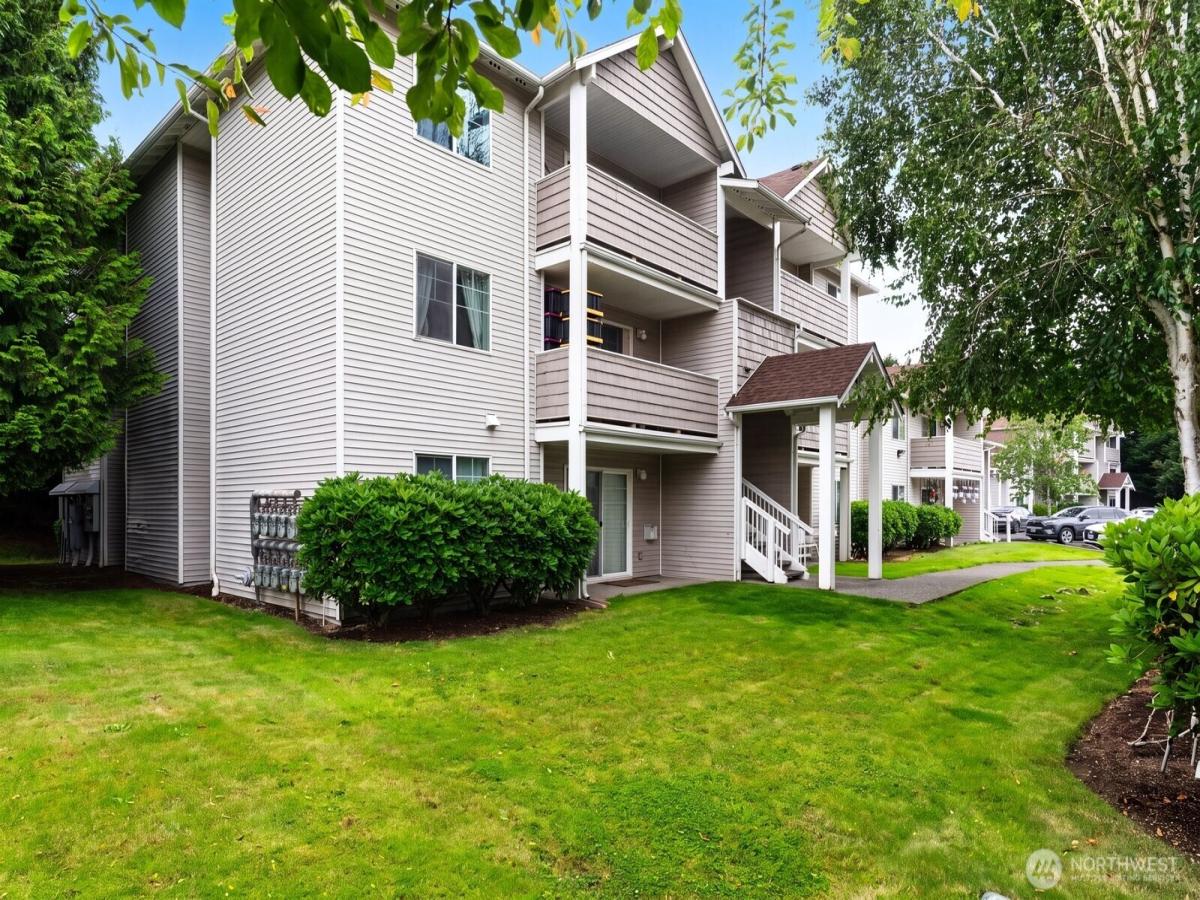 MLS #NWM2545562 image #0