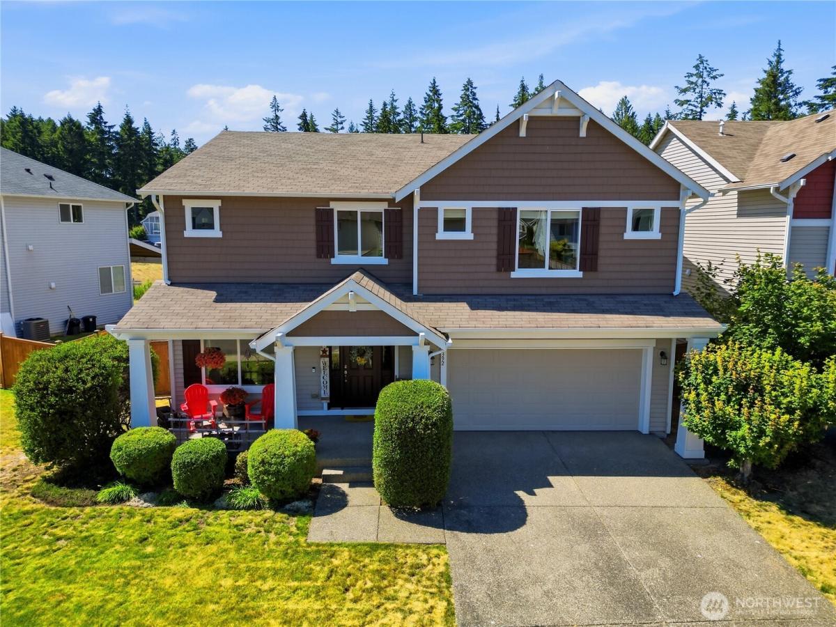 MLS #NWM2545802 image #0