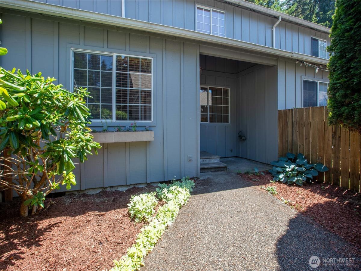 MLS #NWM2545985 image #0