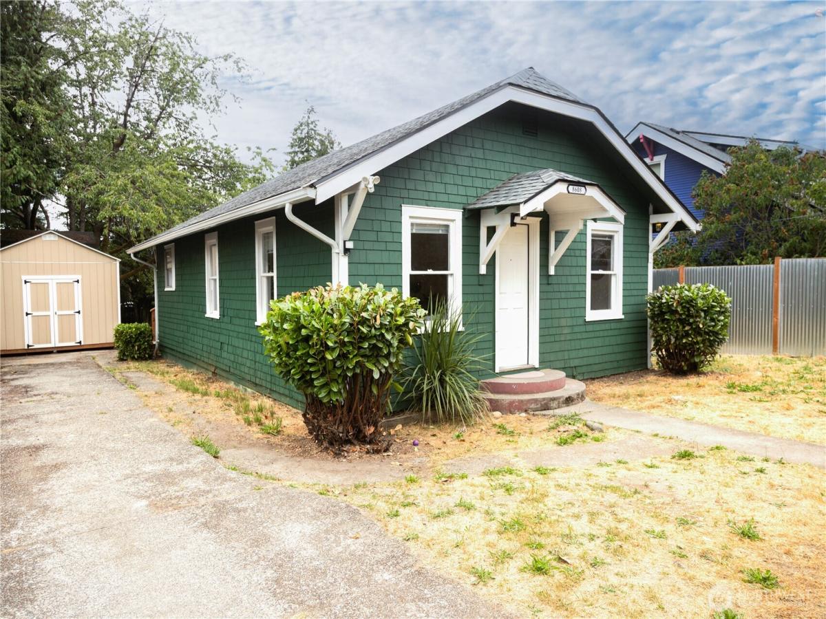 MLS #NWM2546259 image #0