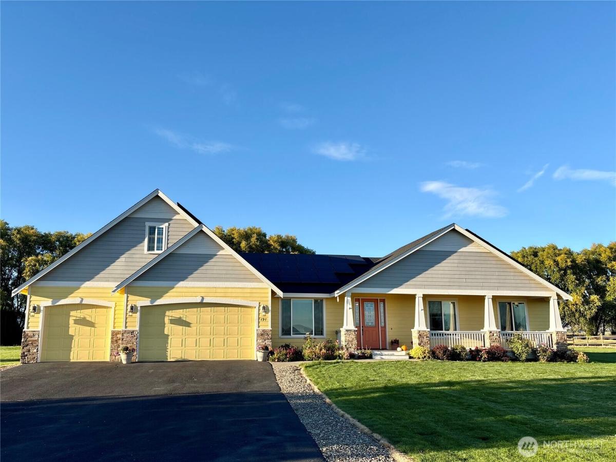 MLS #NWM2546284 image #0