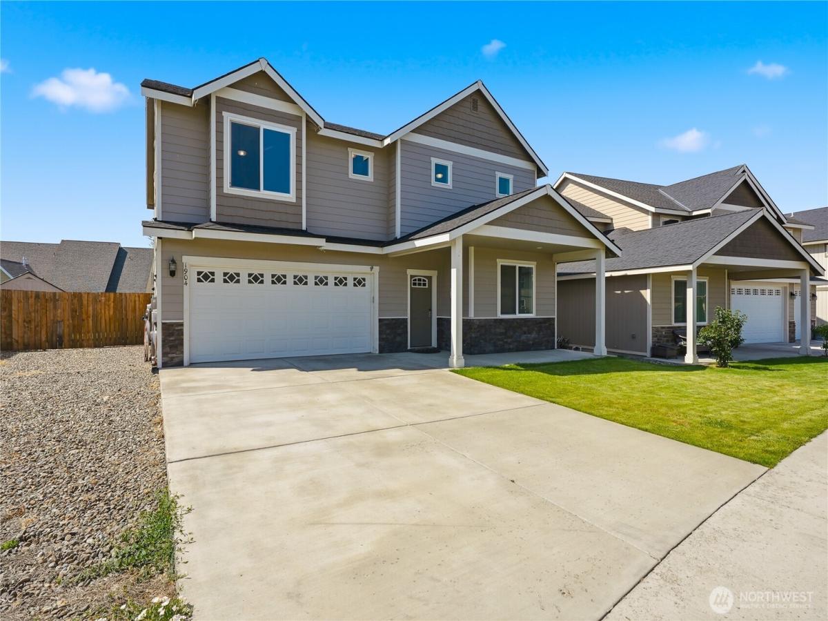 MLS #NWM2546323 image #0