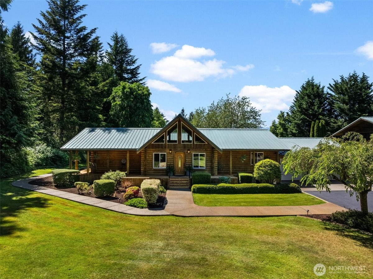 MLS #NWM2546331 image #0