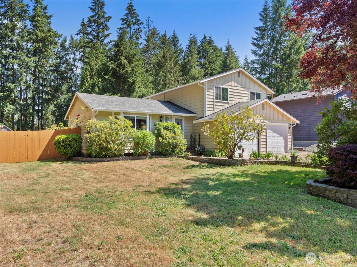 MLS #NWM2546420 image #0