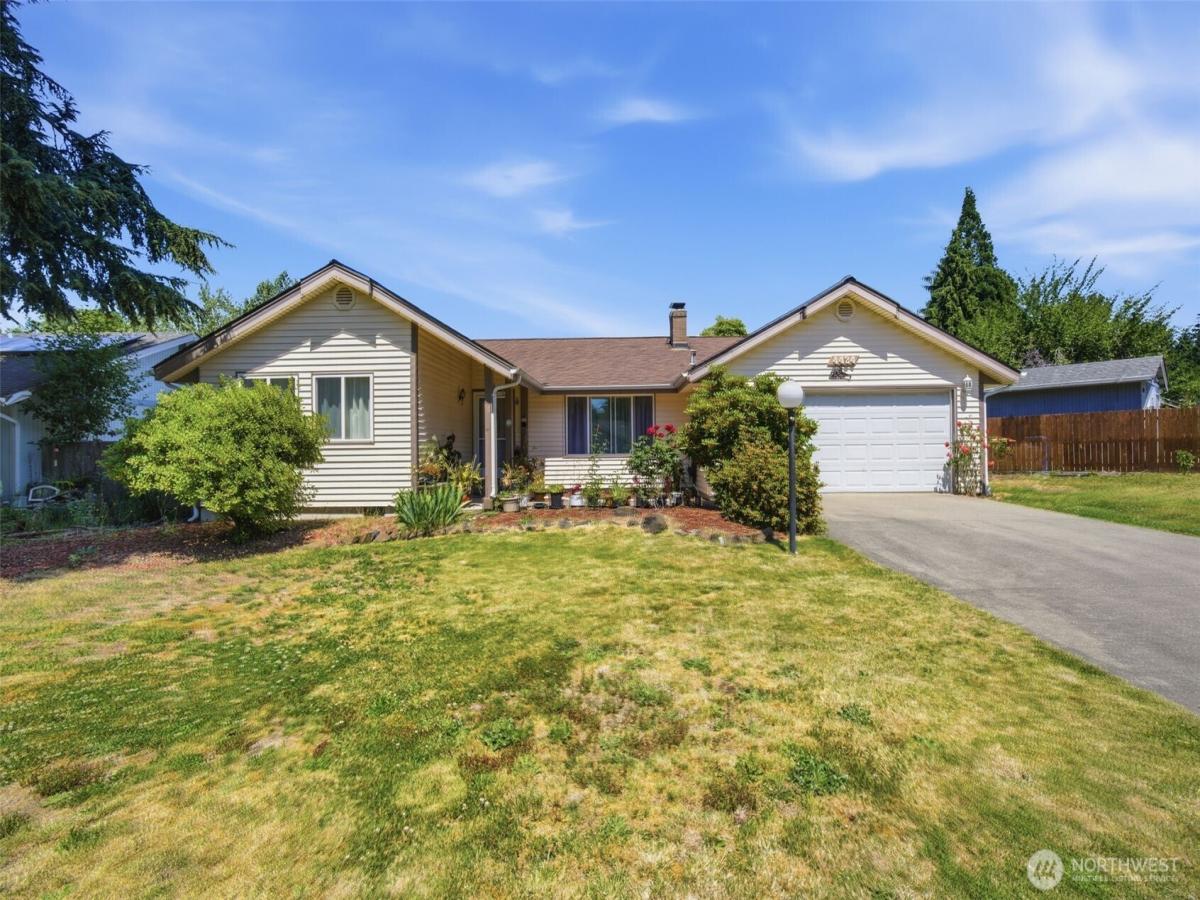 MLS #NWM2546458 image #0