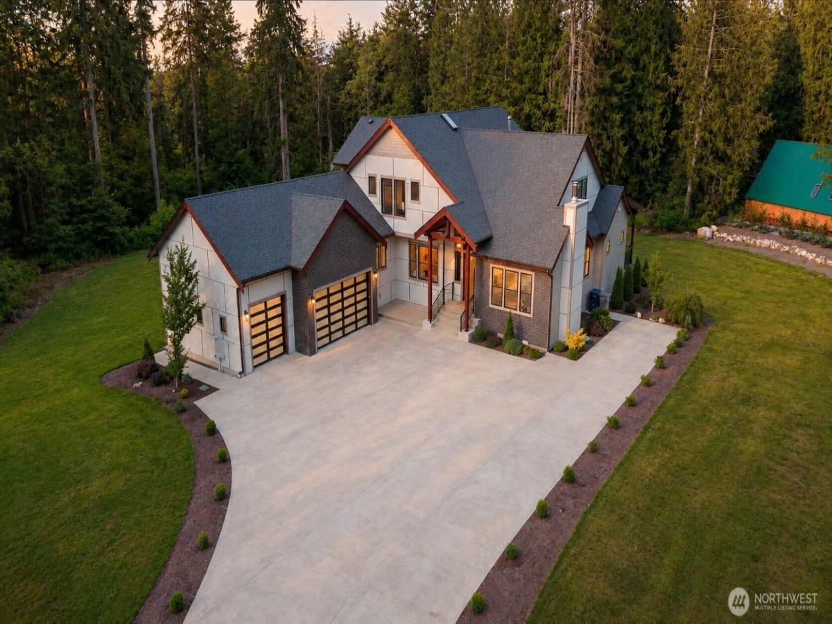 MLS #NWM2546515 image #0