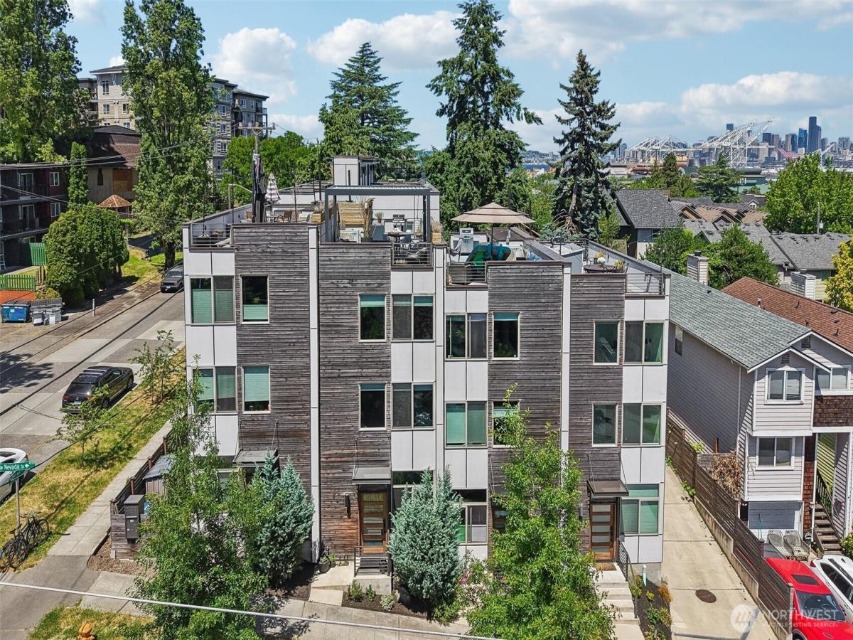 MLS #NWM2546765 image #0
