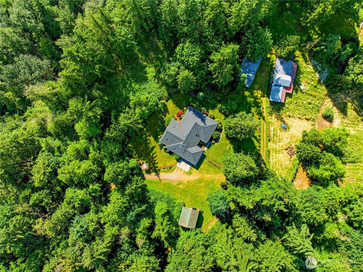 MLS #NWM2546772 image #0