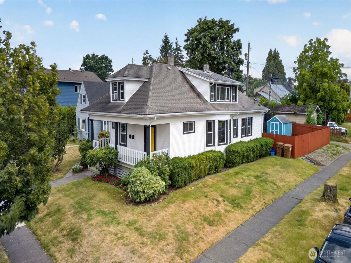 MLS #NWM2546976 image #0