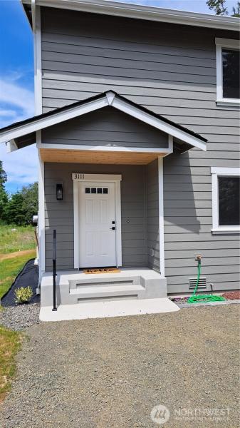 MLS #NWM2547463 image #0