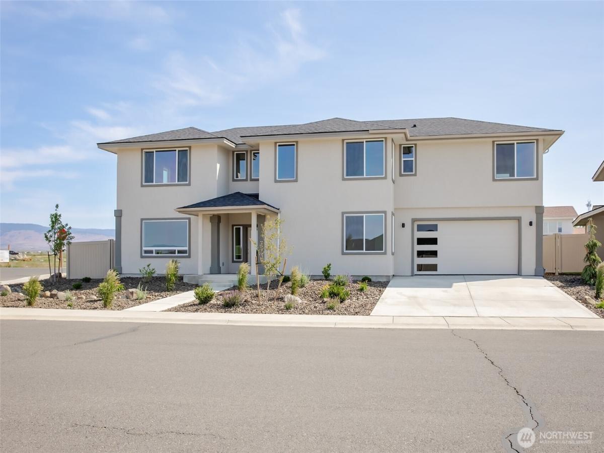 MLS #NWM2547493 image #0
