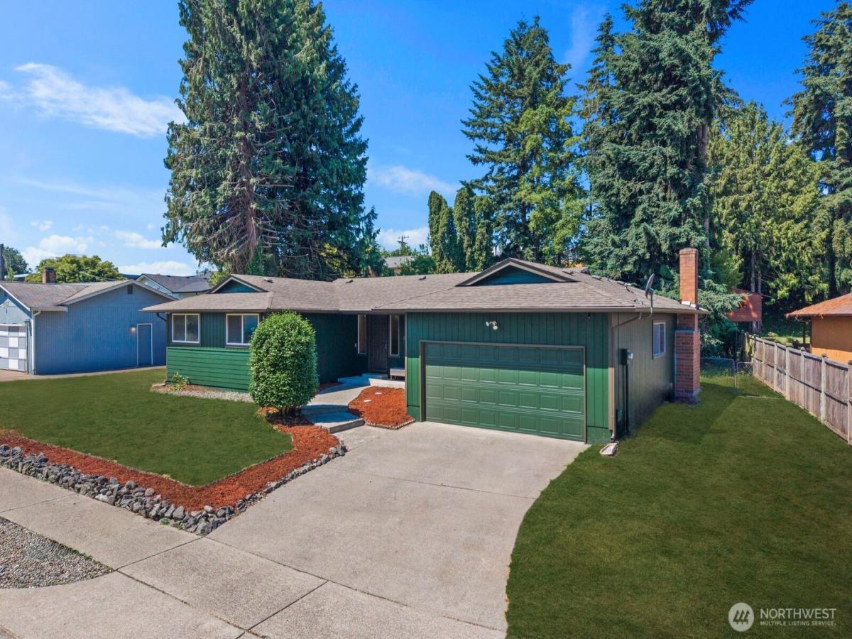 MLS #NWM2547628 image #0