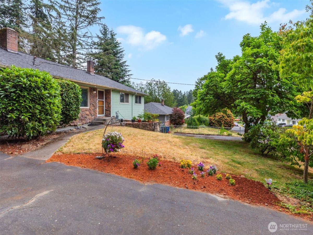 MLS #NWM2547759 image #0