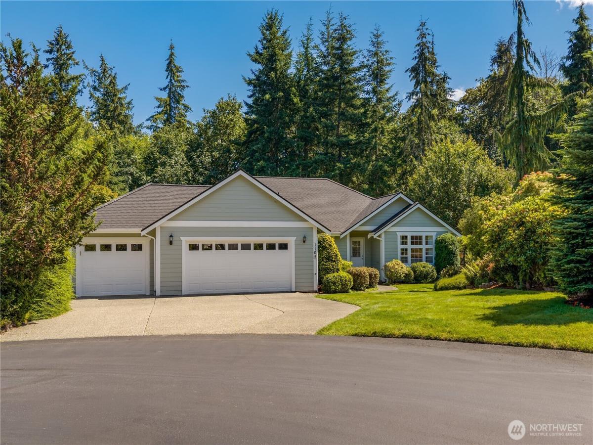 MLS #NWM2547844 image #0
