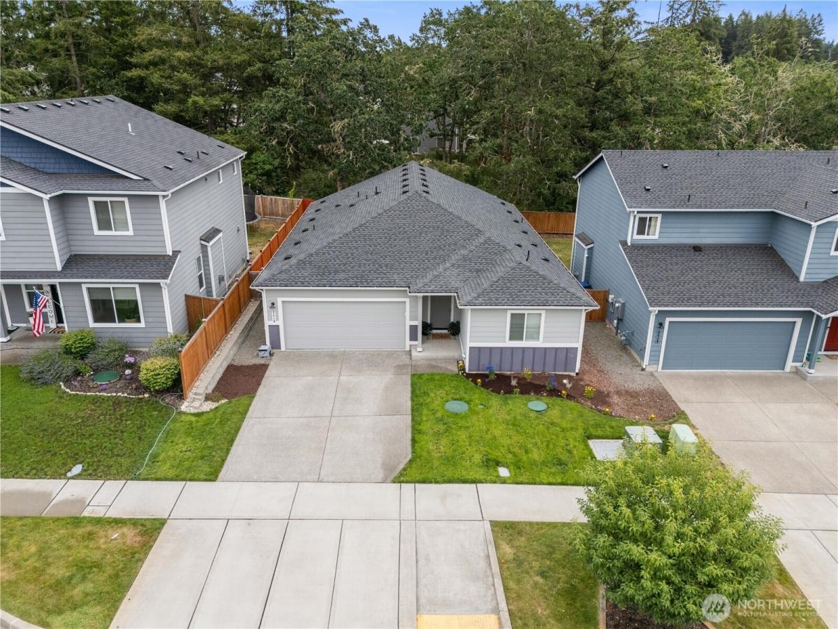 MLS #NWM2548247 image #0