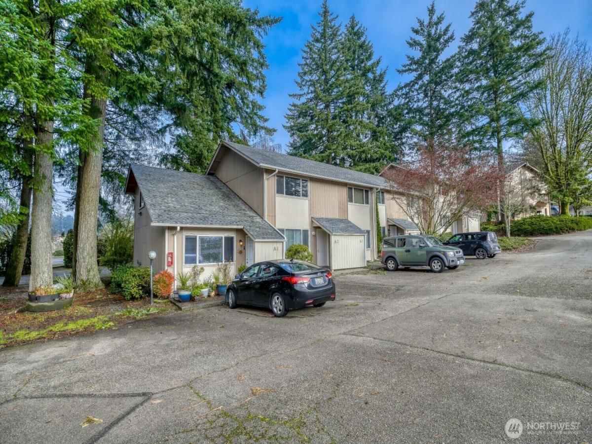 MLS #NWM2548744 image #0
