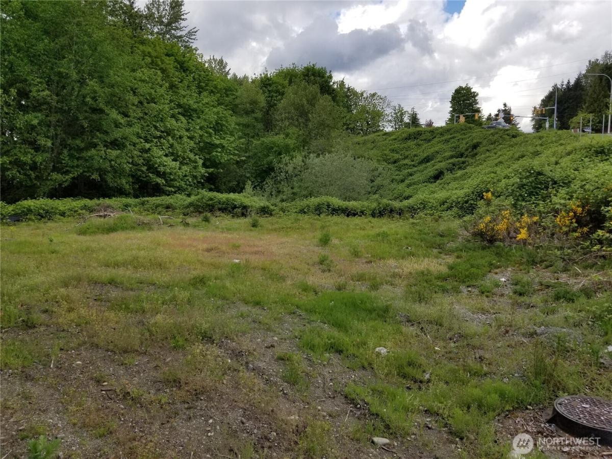 MLS #NWM2549357 image #0